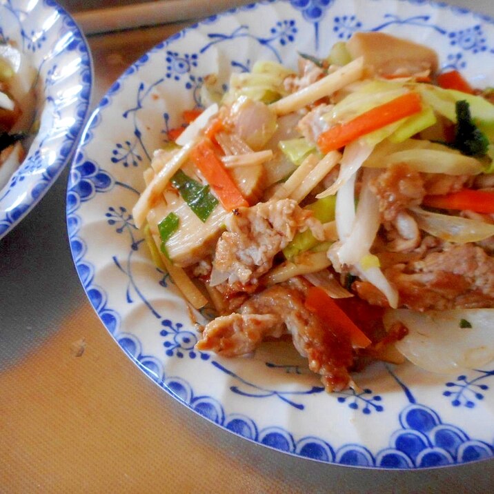 タケノコと新玉ねぎの焼きうどん